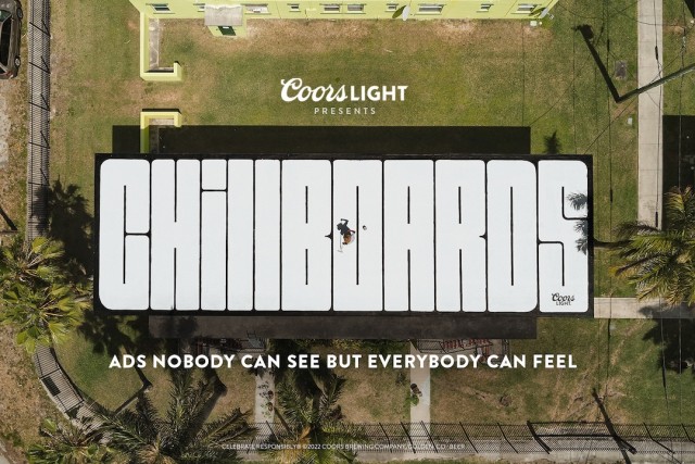 Coors Light Unveils &lsquo;Chillboards&rsquo; That Cool Buildings Without Air Conditioning - DesignTAXI.com